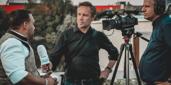 Van’da PKK’lı teröristlere ait silah ve roketatar mühimmatı ele geçirildi