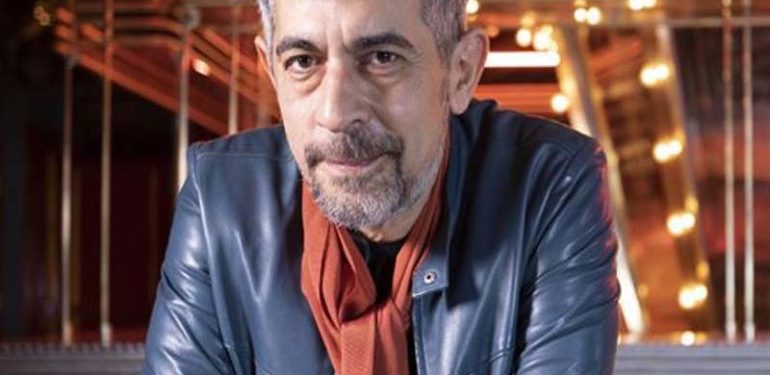 Okan Bayülgen’in Yeni İmajı Şaşırttı!